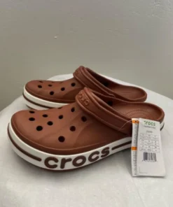 buy crocs liquidation pallets