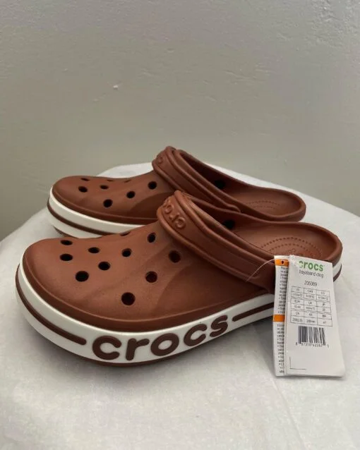 buy crocs liquidation pallets