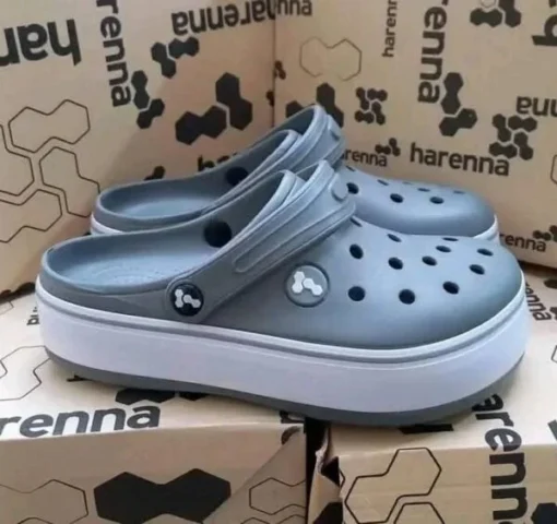 buy crocs liquidation pallets