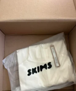 buy skims wholesale clothing pallets