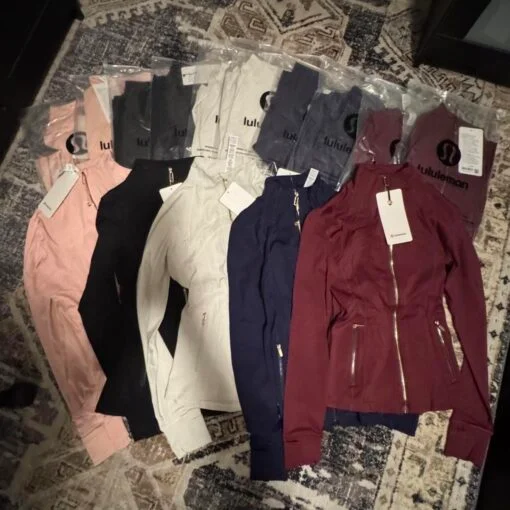 lululemon athletica clothing liquidation pallets