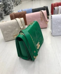 womens handbags liquidation pallets