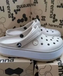 buy crocs liquidation pallets